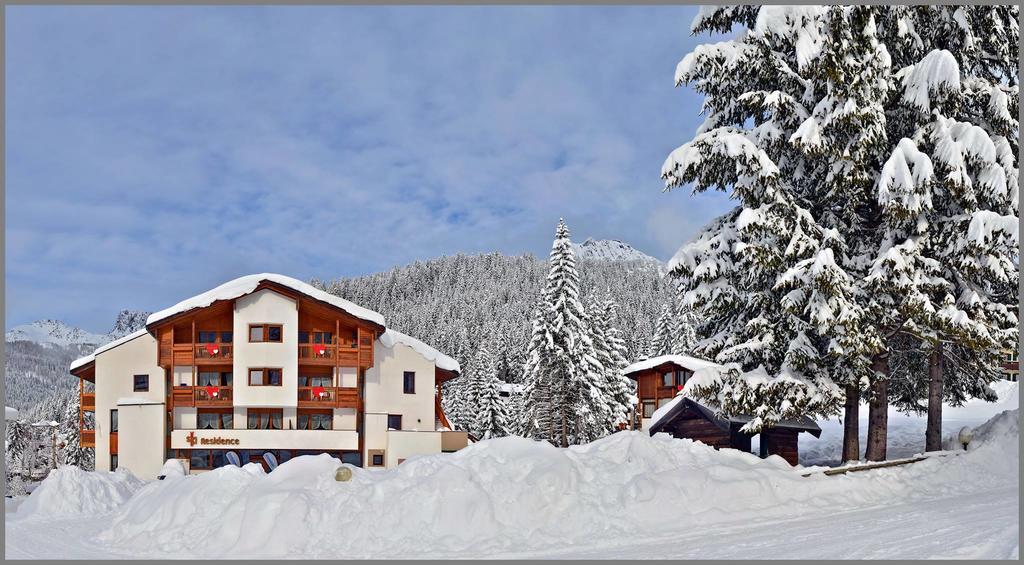 Ski Residence San Martino Di Castrozza Exteriör bild