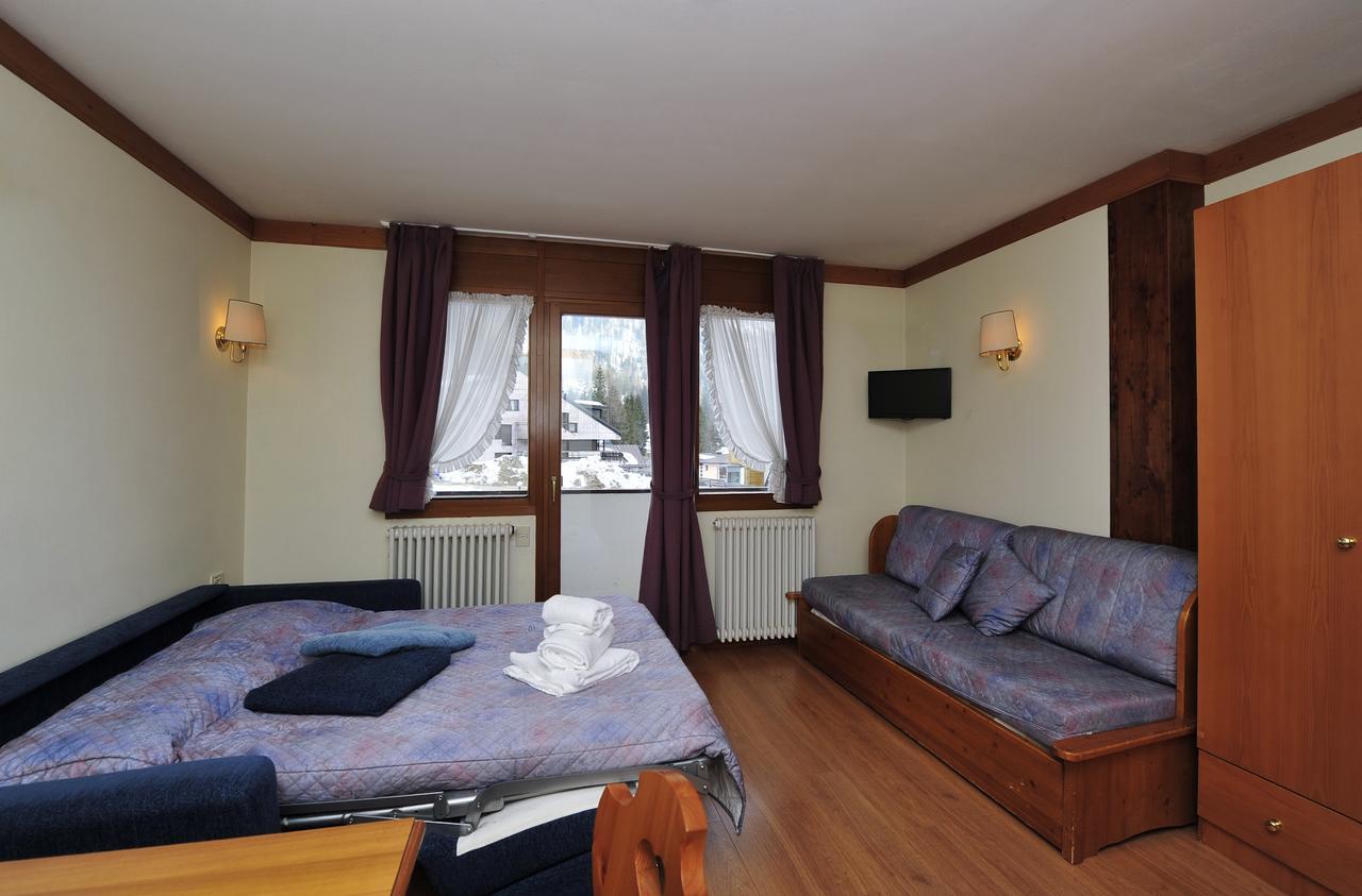 Ski Residence San Martino Di Castrozza Exteriör bild